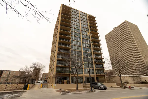 6730 S South Shore DR #501, Chicago, IL 60649