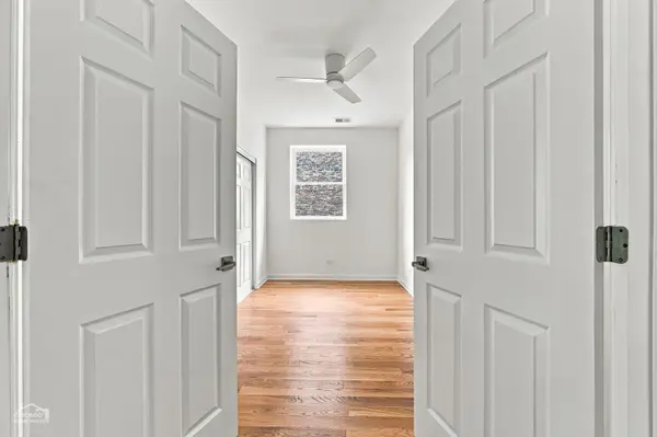 1118 W 19th ST #2, Chicago, IL 60608