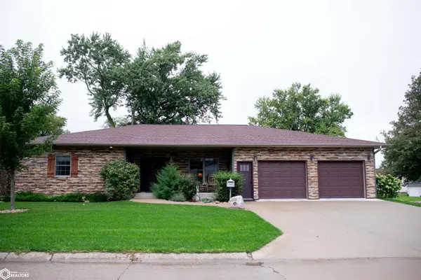 102 SW 3rd ST, Greenfield, IA 50849
