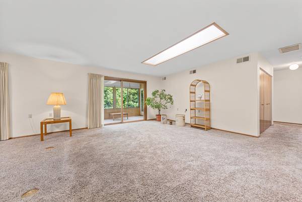1000 Cannon Valley DR E #124, Northfield, MN 55057