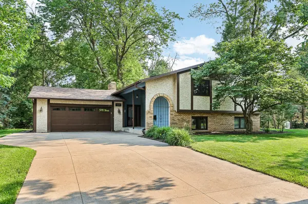 12501 63rd AVE N, Maple Grove, MN 55369