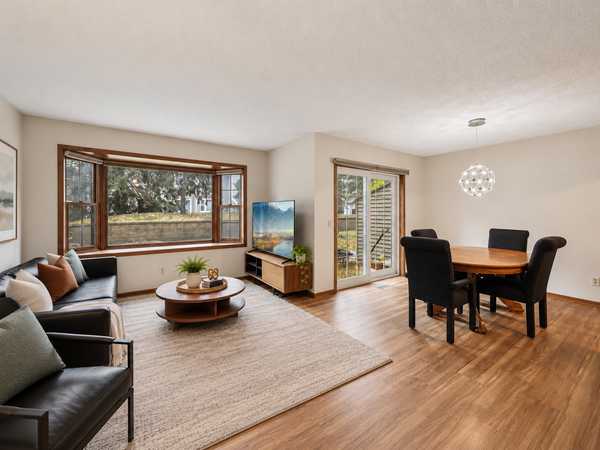 320 Karen LN NE, Columbia Heights, MN 55421