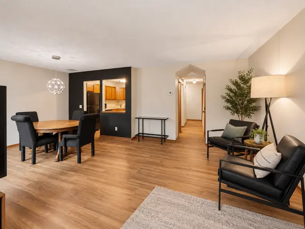 320 Karen LN NE, Columbia Heights, MN 55421