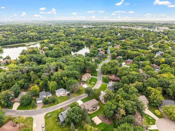 10065 170th ST W, Lakeville, MN 55044