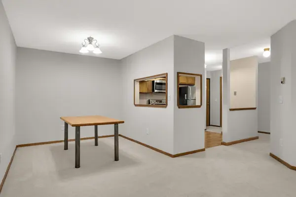 1011 41st AVE NE #319, Columbia Heights, MN 55421