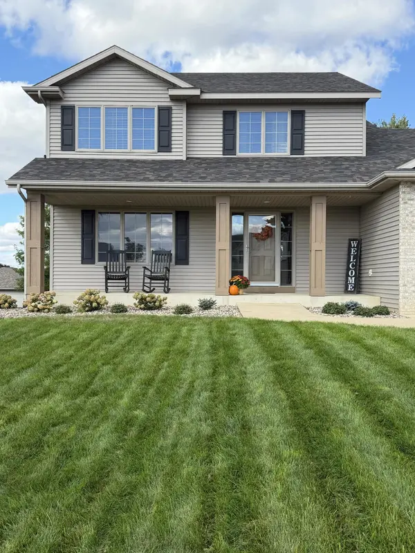 509 7th ST NW, Byron, MN 55920