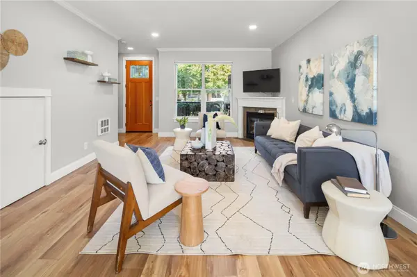 3133 SW Raymond ST, Seattle, WA 98126