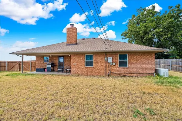 611 S Leach AVE, Watonga, OK 73772