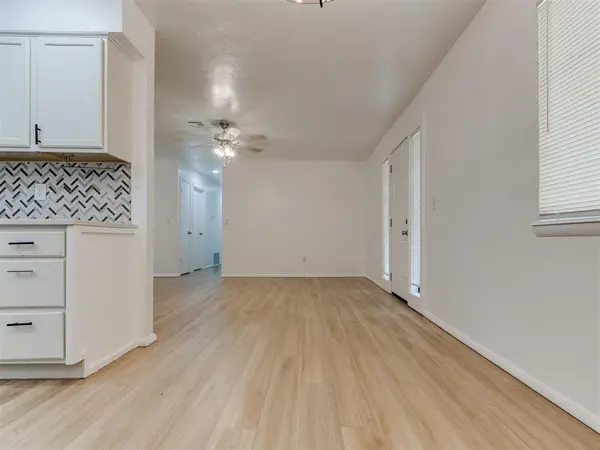405 Woodland DR, Midwest City, OK 73130