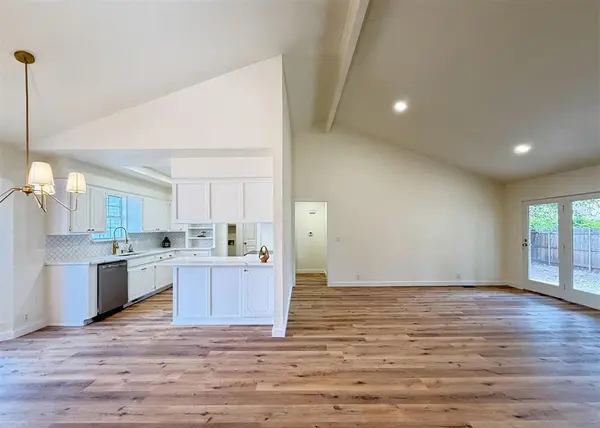 117 N Grand Fork DR, Edmond, OK 73003