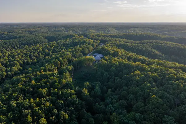202 Ravenridge Rd, Summertown, TN 38483