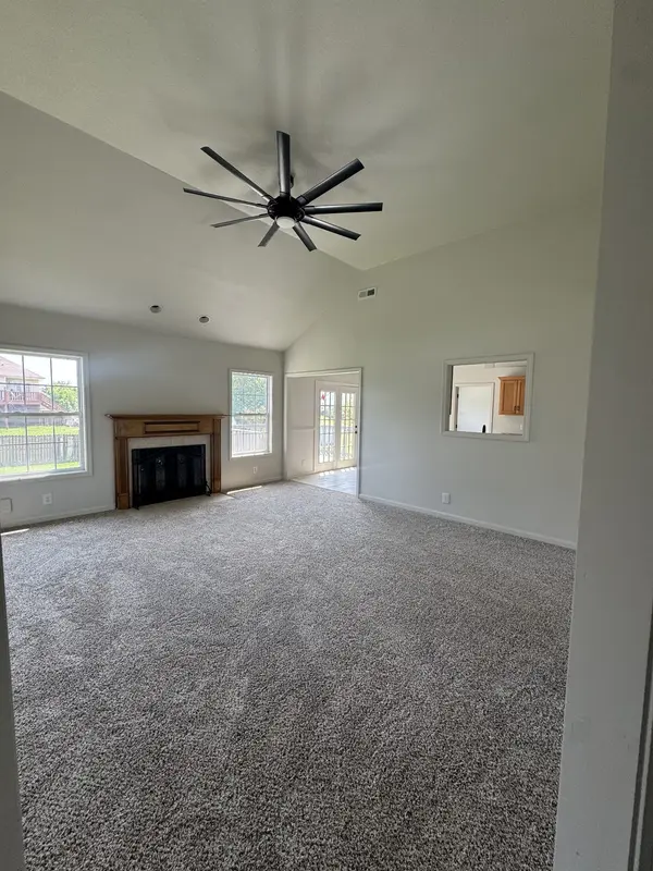 321 Greenspoint Ct, Clarksville, TN 37042