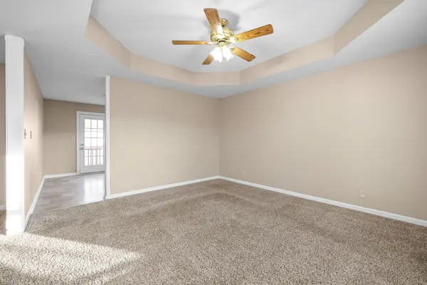 255 Grassmire Dr, Clarksville, TN 37042