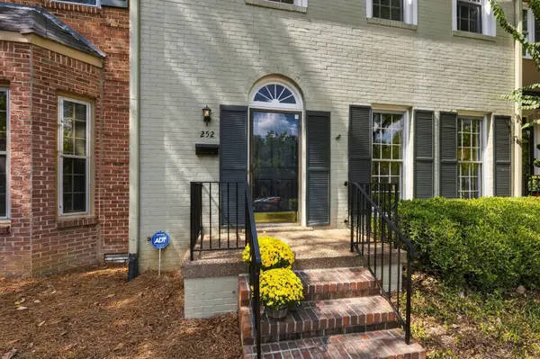 4400 Belmont Park Ter #252, Nashville, TN 37215