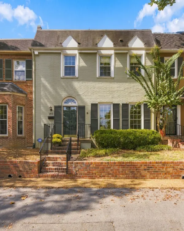 4400 Belmont Park Ter #252, Nashville, TN 37215