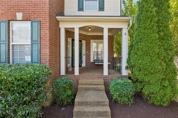821 Holt Grove Ct, Nashville, TN 37211