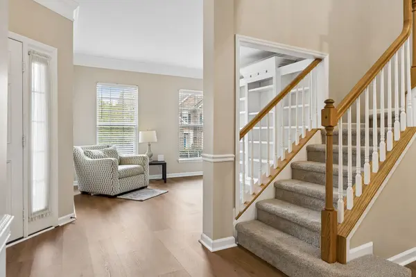 821 Holt Grove Ct, Nashville, TN 37211