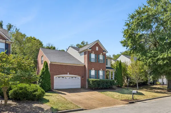 821 Holt Grove Ct, Nashville, TN 37211