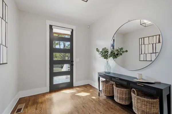 847B Dewees Ave, Nashville, TN 37204