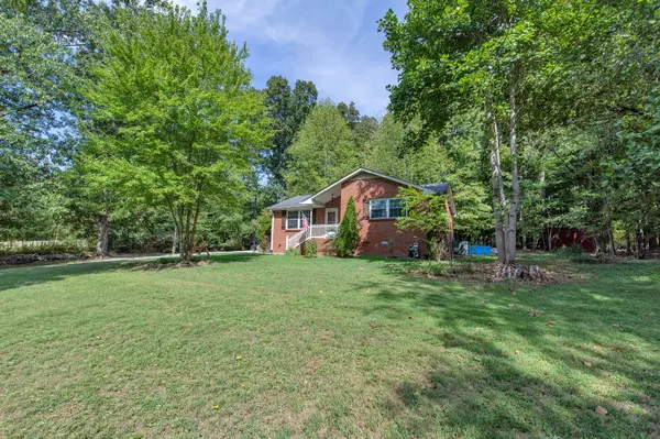 6724 E Benton Rd, Springfield, TN 37172