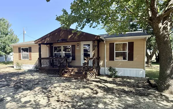 2128 Schlotthauer,  Marion,  KS 66861