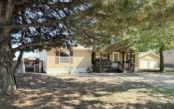 2128 Schlotthauer, Marion, KS 66861