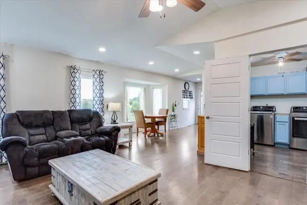 744 N Wakefield, Valley Center, KS 67147