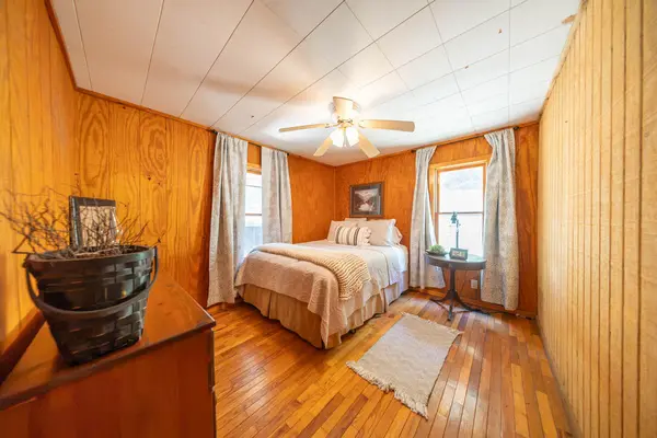 190 Wattle TRL, Drury, MO 65638