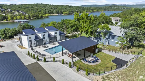 9 Koa DR #20, Reeds Spring, MO 65737
