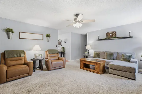 6487 N Marilyn AVE, Springfield, MO 65803