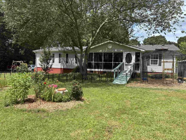 777 Happy Valley RD,  Fountain Inn,  SC 29644