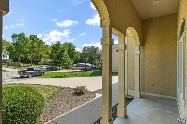 1505 Burning Tree, Lawrence, KS 66047