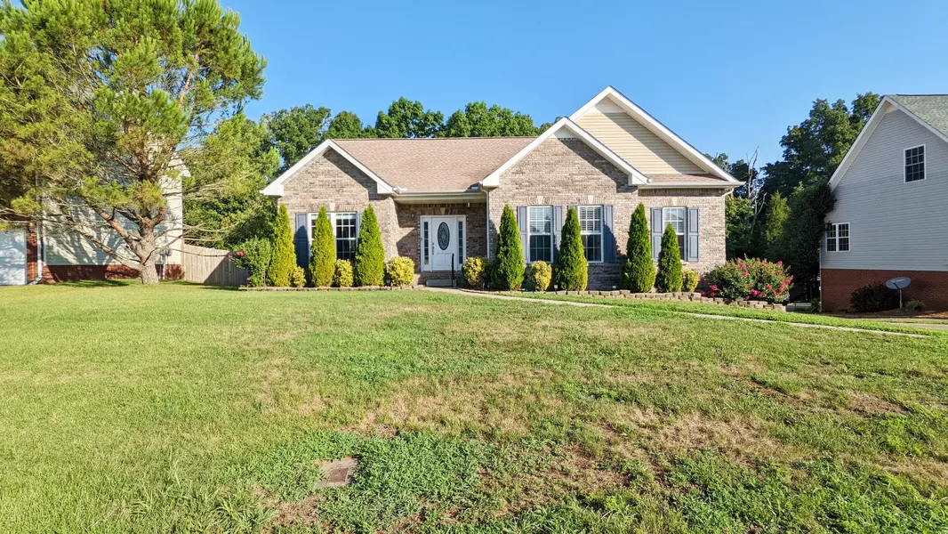 3317 Sunny Slope Dr, Clarksville, TN 37043
