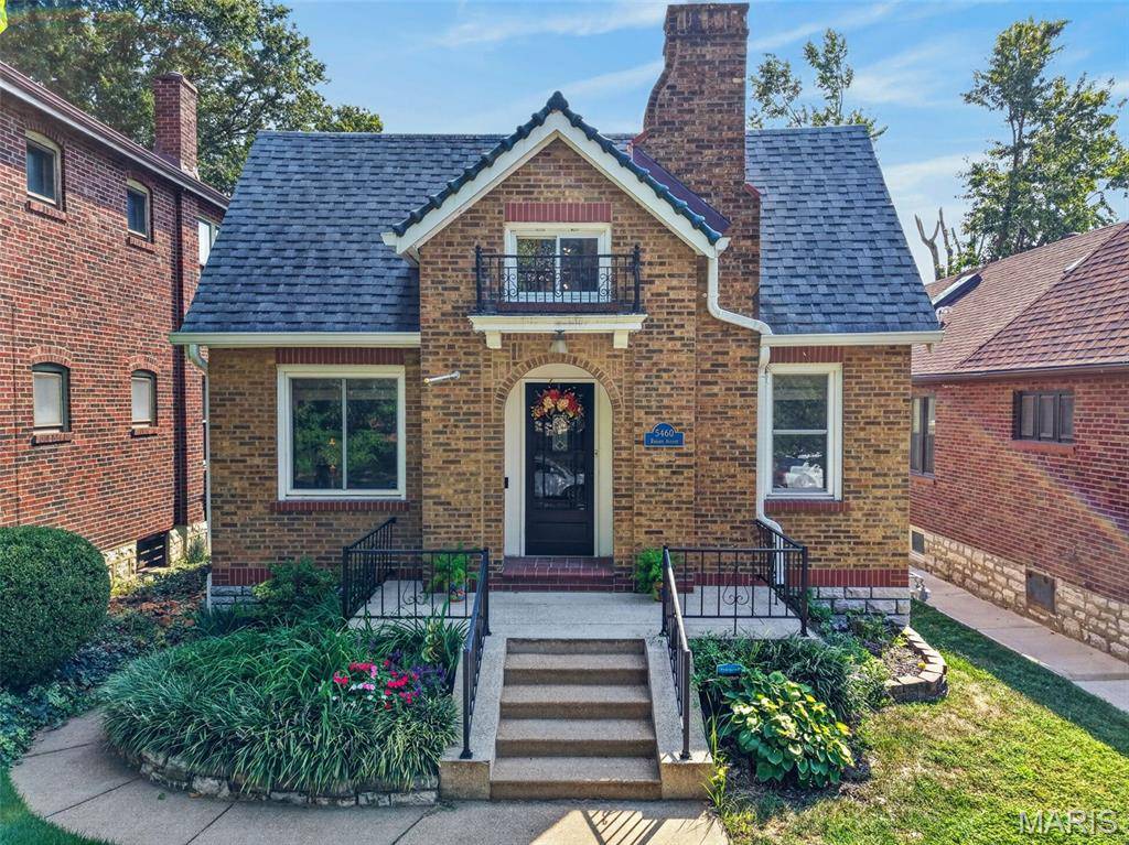 5460 Rhodes AVE, St Louis, MO 63109