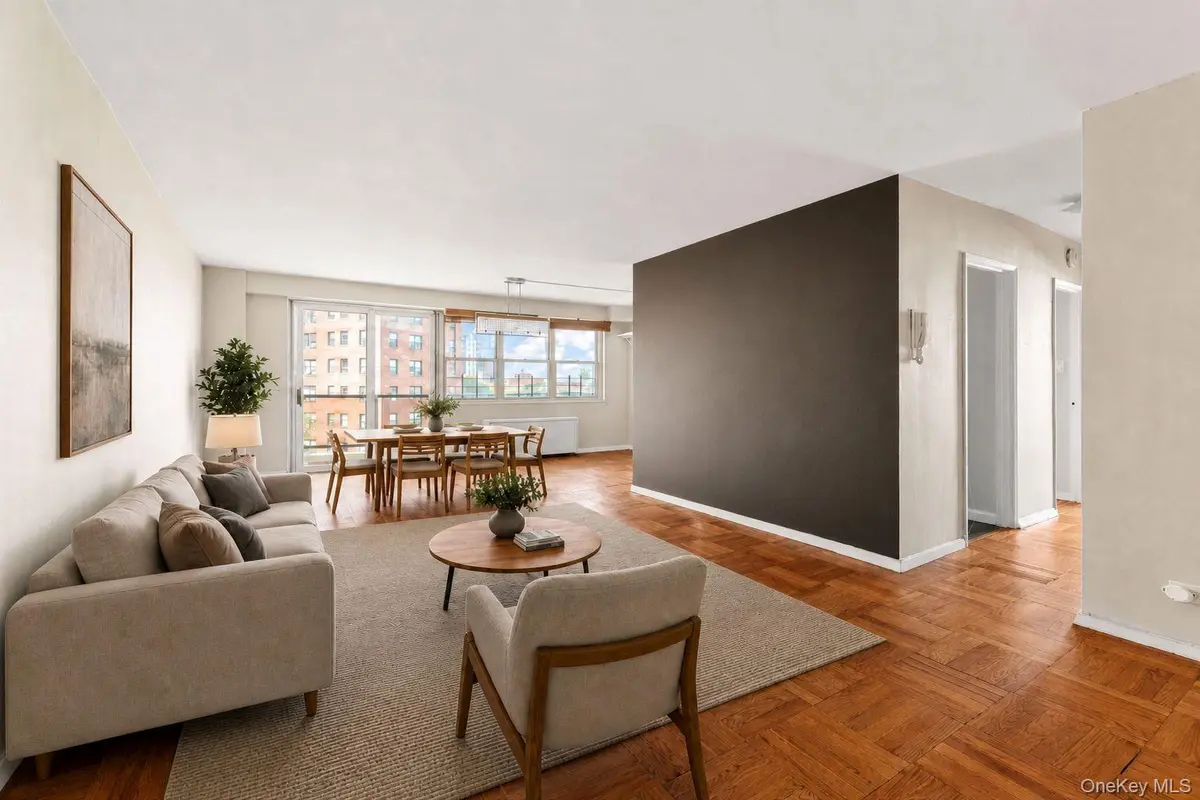 102-10 66 RD #8D, Forest Hills, NY 11375