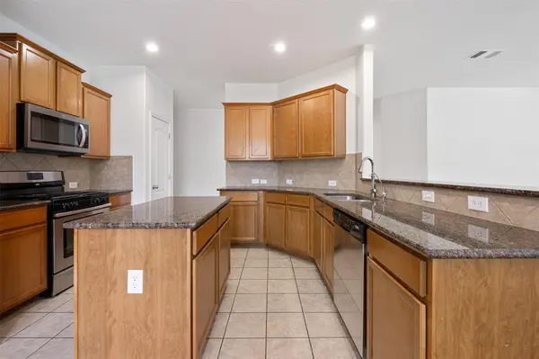 300 Blossom Valley STRM, Buda, TX 78610