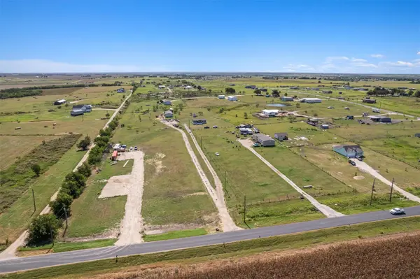 110 Pvr 965 RD, Taylor, TX 76574