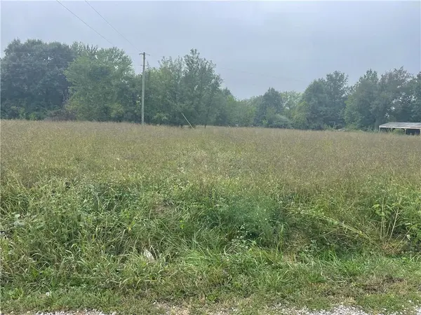 00001 Ramona DR, Odessa, MO 64076