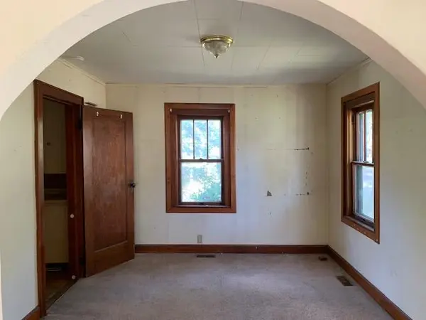 1203 Acorn ST, Eudora, KS 66025