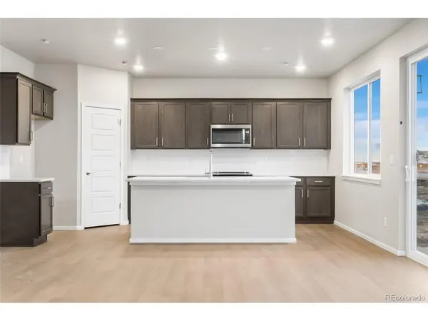 2802 Mosker, Strasburg, CO 80136