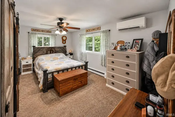 1200 N Long DR, Syracuse, IN 46567