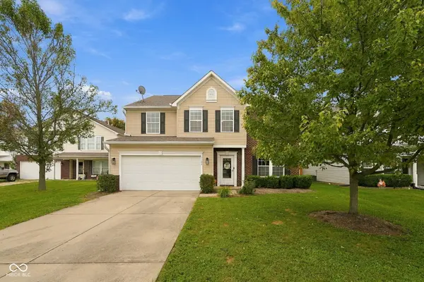 3304 Hurst ST, Whiteland, IN 46184