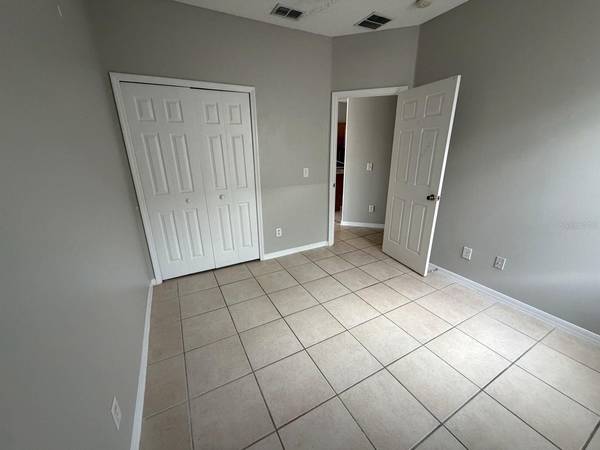 320 GRAYSTONE BLVD, Davenport, FL 33837