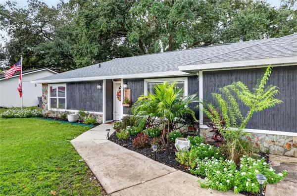 9152 DAMASCUS AVE, Polk City, FL 33868
