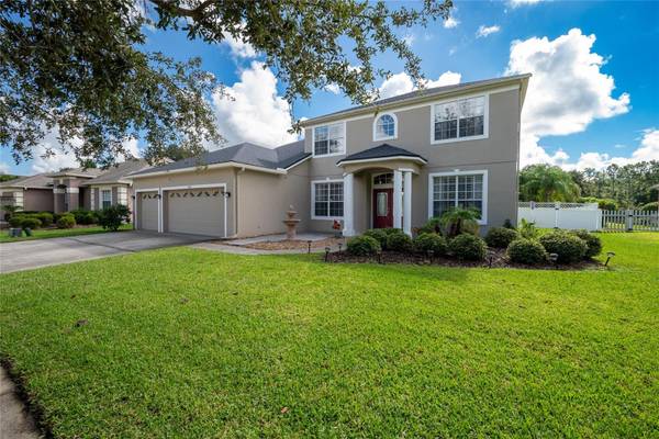 2122 CASCADES COVE DR, Orlando, FL 32820