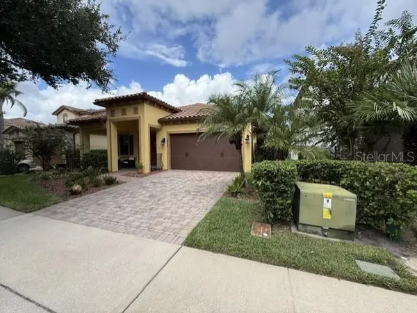 8427 PRESTBURY DR, Orlando, FL 32832