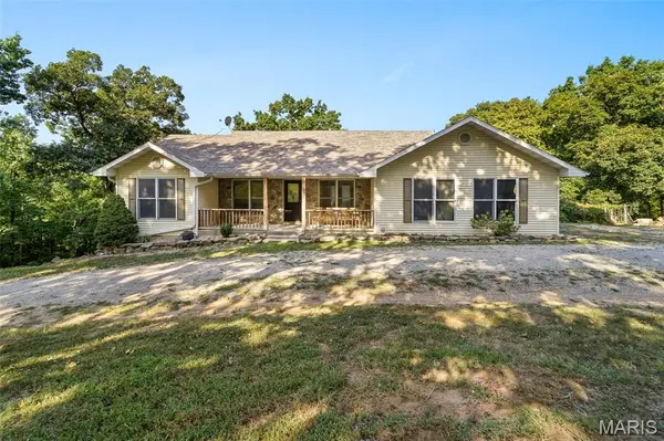 11741 County Road 385, Holts Summit, MO 65043