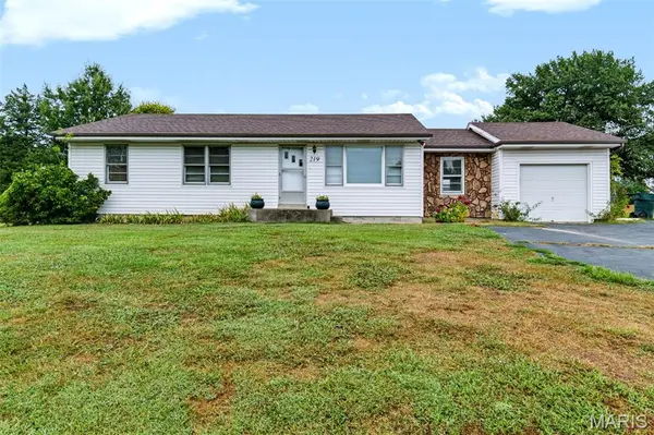 219 Mexico RD, Wentzville, MO 63385