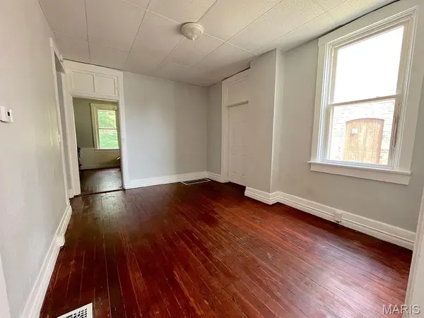 1825 W 15th ST, Belleville, IL 62220