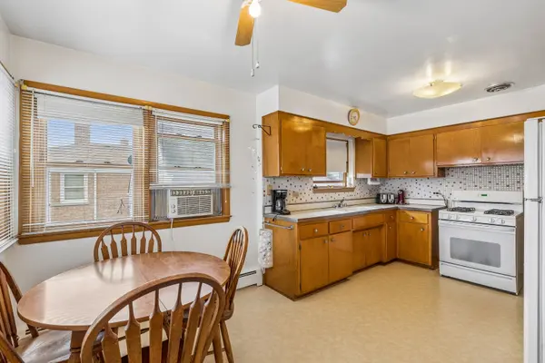 4923 N Kedvale AVE, Chicago, IL 60630